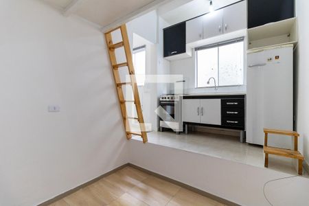 Sala de casa para alugar com 1 quarto, 20m² em Cambuci, São Paulo