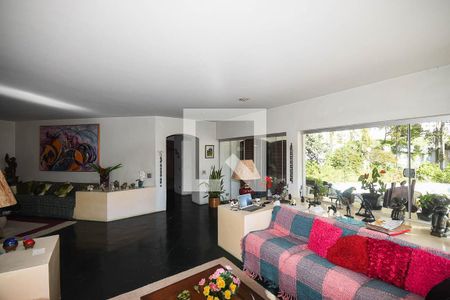 Sala de casa para alugar com 3 quartos, 700m² em Jardim Guedala, São Paulo