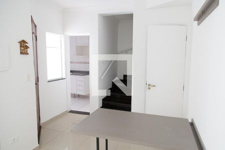 Sala de casa de condomínio para alugar com 2 quartos, 83m² em Mooca, São Paulo