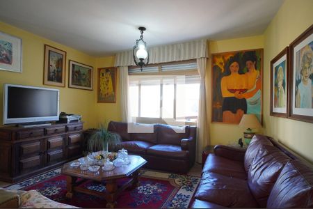 Sala de apartamento para alugar com 3 quartos, 240m² em Bom Fim, Porto Alegre
