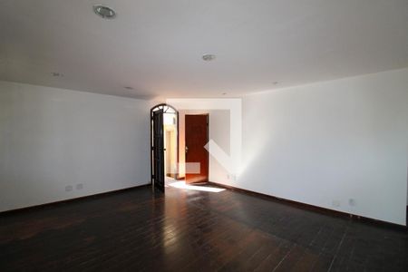 Sala 2 de casa à venda com 4 quartos, 380m² em Del Castilho, Rio de Janeiro