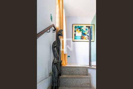 Escada de casa para alugar com 4 quartos, 500m² em São Salvador, Belo Horizonte