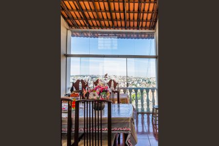 Sala de Jantar de casa de condomínio para alugar com 3 quartos, 360m² em Novo Glória, Belo Horizonte