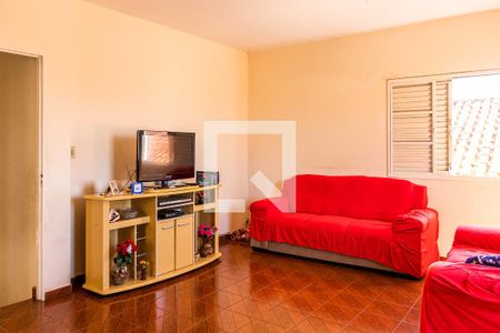 Sala de casa de condomínio para alugar com 3 quartos, 360m² em Novo Glória, Belo Horizonte