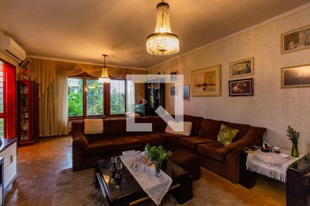 Sala de casa para alugar com 3 quartos, 700m² em Jardim Lindóia, Porto Alegre