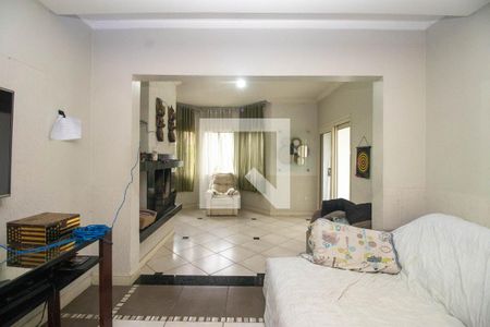 Sala de casa à venda com 2 quartos, 260m² em Sarandi, Porto Alegre