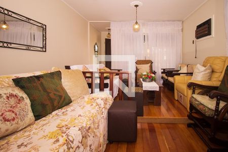 Sala de casa para alugar com 4 quartos, 170m² em Medianeira, Porto Alegre