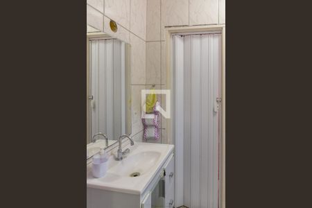 Banheiro Suíte 1 e 2 de casa à venda com 4 quartos, 180m² em Jardim Garcia, Campinas
