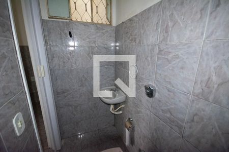Banheiro de casa para alugar com 1 quarto, 50m² em Benfica, Rio de Janeiro