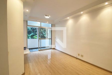 Sala de apartamento à venda com 3 quartos, 80m² em Alphaville, Santana de Parnaíba