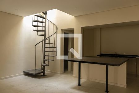 Sala de casa à venda com 3 quartos, 160m² em Jardim Paulista, São Paulo