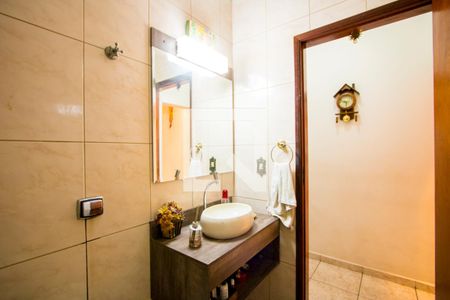 Lavabo de casa à venda com 3 quartos, 245m² em Vila Curuçá, Santo André