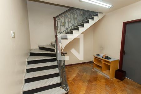 Sala 2 ambientes de casa para alugar com 3 quartos, 280m² em Petrópolis, Porto Alegre