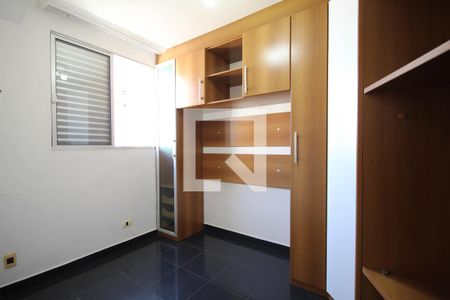 Quarto 1 de apartamento para alugar com 2 quartos, 60m² em Cidade das Flores, Osasco