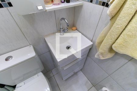 Banheiro da suíte de casa à venda com 3 quartos, 110m² em Chácara da Barra, Campinas