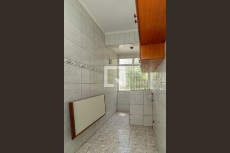 Cozinha e Área de Serviço de apartamento para alugar com 1 quarto, 35m² em São João, Porto Alegre