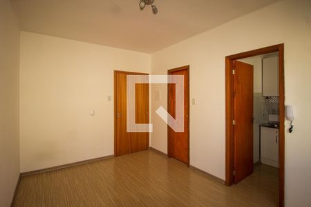 Sala/Quarto de kitnet/studio à venda com 1 quarto, 28m² em Menino Deus, Porto Alegre