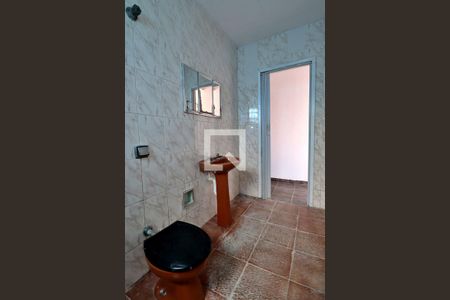Banheiro de casa para alugar com 1 quarto, 50m² em Jardim Vila Rica, Santo André