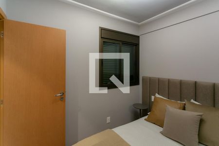 Quarto 1 de apartamento para alugar com 2 quartos, 64m² em Carmo, Belo Horizonte