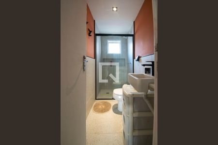 Banheiro de apartamento para alugar com 1 quarto, 58m² em Cidade Baixa, Porto Alegre