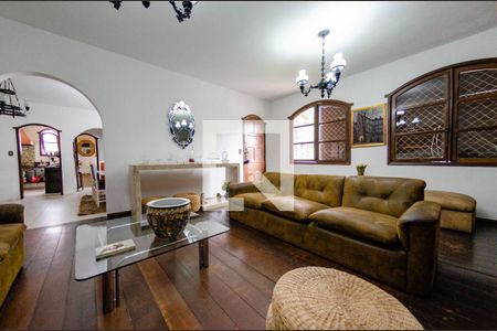 Sala de casa para alugar com 4 quartos, 400m² em Santa Lúcia, Belo Horizonte