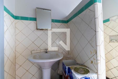 Banheiro de casa à venda com 2 quartos, 130m² em Centro, Campinas