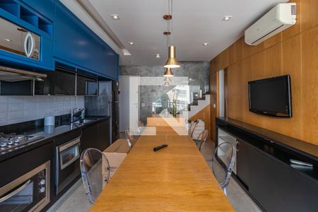 Sala/Cozinha de apartamento à venda com 1 quarto, 76m² em Melville Empresarial Ii, Barueri