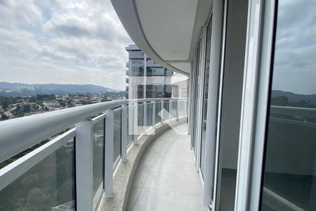 Suíte - varanda de apartamento para alugar com 2 quartos, 69m² em Empresarial 18 do Forte, Barueri