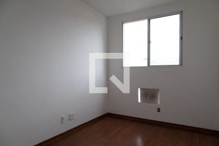 Quarto 2 de apartamento para alugar com 2 quartos, 50m² em Vargem Pequena, Rio de Janeiro