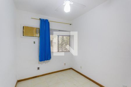 Quarto 1 de apartamento à venda com 3 quartos, 60m² em Jacarepaguá, Rio de Janeiro