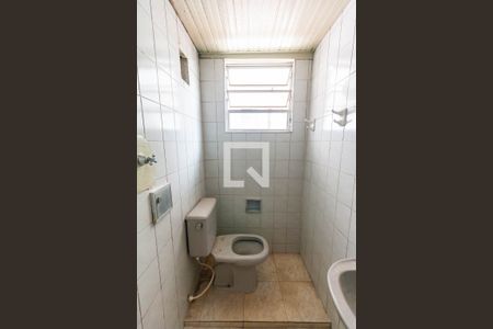 Banheiro de casa para alugar com 1 quarto, 50m² em Vila California, São Paulo