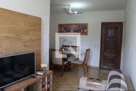 Sala de apartamento para alugar com 2 quartos, 56m² em Piedade, Rio de Janeiro