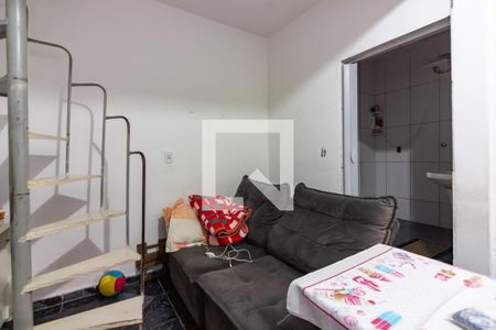 Sala 1 de casa para alugar com 4 quartos, 130m² em Bandeiras, Osasco