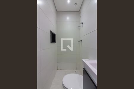 Banheiro de apartamento para alugar com 1 quarto, 34m² em Pestana, Osasco