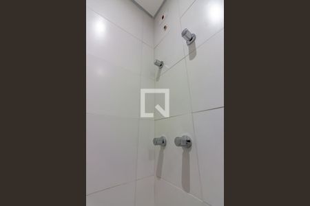 Banheiro de apartamento para alugar com 1 quarto, 34m² em Pestana, Osasco