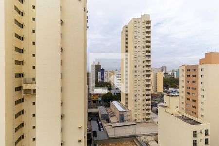 Vista da suíte de apartamento para alugar com 3 quartos, 110m² em Centro, Campinas
