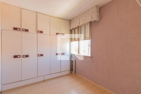 Quarto 2 de apartamento para alugar com 2 quartos, 64m² em Santo Antônio, Porto Alegre