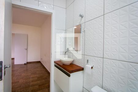 Banheiro do quarto 1 de casa para alugar com 3 quartos, 143m² em Vila Alzira, Santo André