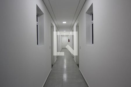  Corredor de kitnet/studio para alugar com 1 quarto, 30m² em Mooca, São Paulo