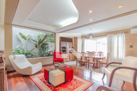 Sala de casa para alugar com 4 quartos, 351m² em Espírito Santo, Porto Alegre