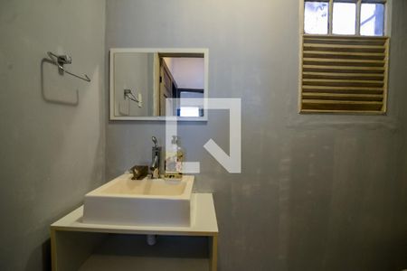 Lavabo de casa à venda com 2 quartos, 100m² em Tijuca, Rio de Janeiro