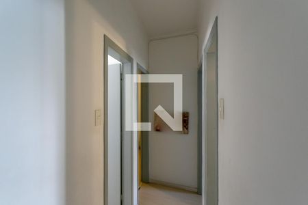 Corredor de apartamento para alugar com 3 quartos, 120m² em Centro, Belo Horizonte