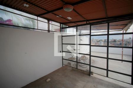 Varanda coberta de apartamento para alugar com 2 quartos, 90m² em Floresta, Belo Horizonte