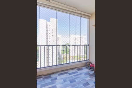 Sacada de apartamento à venda com 3 quartos, 65m² em Umuarama, Osasco