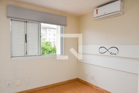 Quarto 1 de casa de condomínio à venda com 2 quartos, 82m² em Sarandi, Porto Alegre