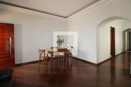v de casa para alugar com 3 quartos, 265m² em Jardim Dom Bosco, Campinas