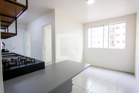 Sala de apartamento para alugar com 2 quartos, 34m² em Parque São Vicente, Santo André