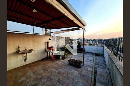 Apartamento para alugar com 2 quartos, 110m² em Floresta, Belo Horizonte