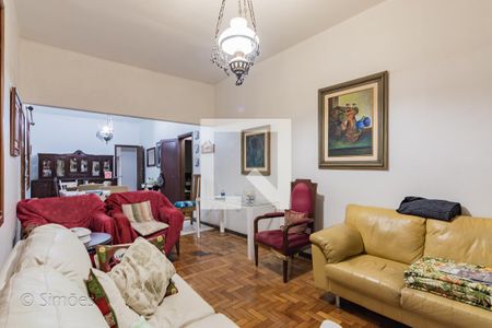 Casa à venda com 3 quartos, 270m² em Santo Antônio, Belo Horizonte