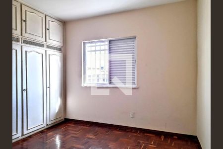 Casa à venda com 4 quartos, 186m² em Santa Tereza, Belo Horizonte